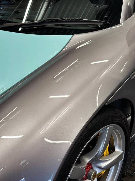Application d'un covering mat sur votre automobile de prestige