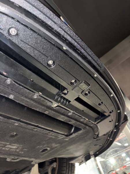 À Lyon, KapitalCar'e équipe la Lamborghini Huracán Performante de plaques protection discrètes pour esthétique et durabilité préservées.