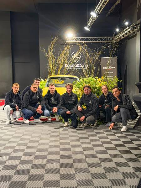 Passion, performance et convivialité à Lyon : revivez l'événement exclusif organisé par KapitalCar'e avec le club V8V12 à Limonest.
