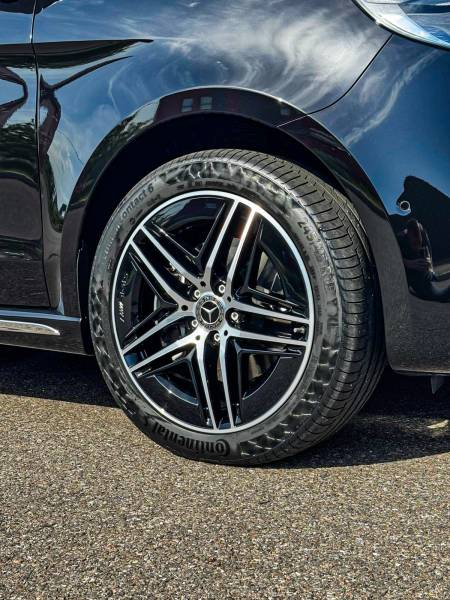 Protégez et sublimez votre véhicule avec le duo Xpel + Gtechniq posé par les experts KapitalCare. Ateliers Lyon Sud et Lyon Nord ouverts. Confiez-nous votre Mercedes-Benz et repartez avec un résultat impeccable.