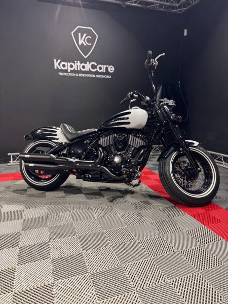 Soin professionnel des jantes moto à Lyon. Bénéficiez d’une rénovation et protection sur mesure pour des jantes éclatantes et durables.