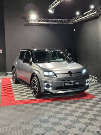 Notre zone d'activité pour ce service Lieu recommandé pour pose d’un film de protection Hexis ou XPEL sur Ferrari, Porsche, Mercedes ou BMW à Grenoble 38 en Isère