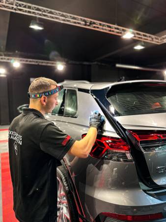 Notre zone d'activité pour ce service Lieu recommandé pour pose d’un film de protection Hexis ou XPEL sur Ferrari, Porsche, Mercedes ou BMW à Villefranche-sur-Saône 69 dans le Rhône